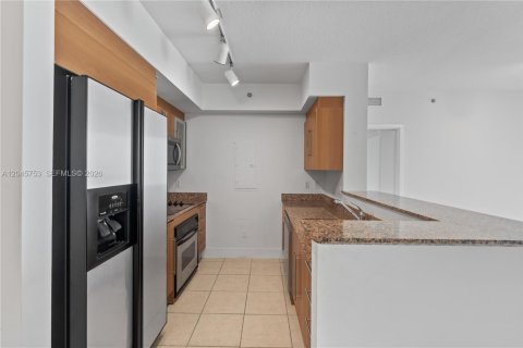 Купить кондоминиум в Майами, Флорида 1 спальня, 80.64м2, № 2145895 - фото 15
