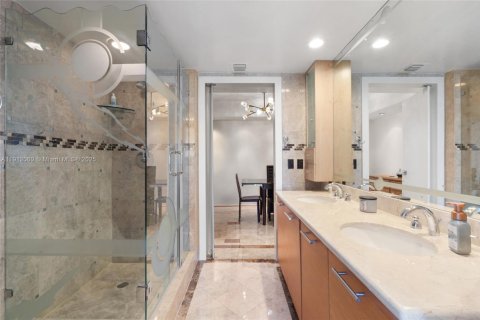 Copropriété à vendre à Miami, Floride: 2 chambres, 126.07 m2 № 1968947 - photo 27