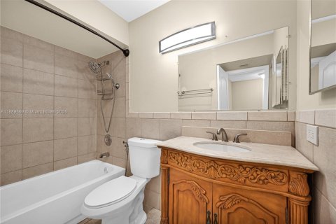 Снять в аренду кондоминиум в Дорал, Флорида 2 спальни, 92.16м2, № 1938825 - фото 18