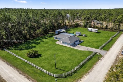 Villa ou maison à Ocala, Floride 3 chambres, 153.38 m2 № 2024453