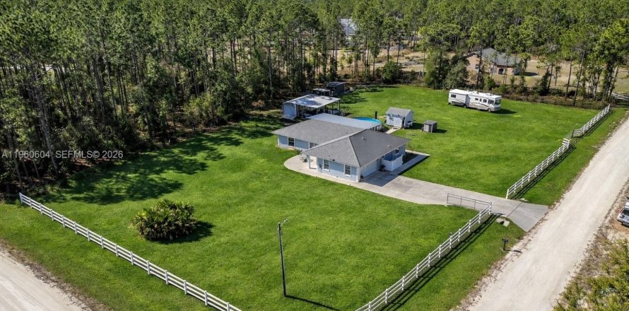 Villa ou maison à Ocala, Floride 3 chambres, 153.38 m2 № 2024453