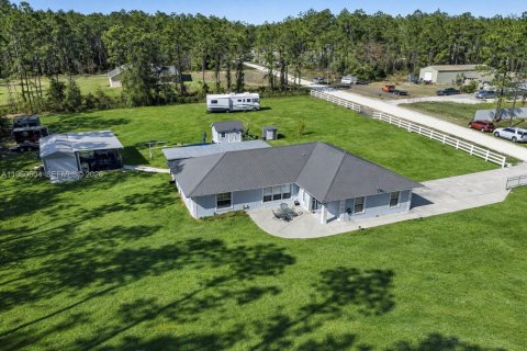 Villa ou maison à vendre à Ocala, Floride: 3 chambres, 153.38 m2 № 2024453 - photo 4