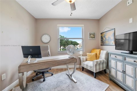 Adosado en venta en Pembroke Pines, Florida, 3 dormitorios, 140.75 m2 № 1891734 - foto 20