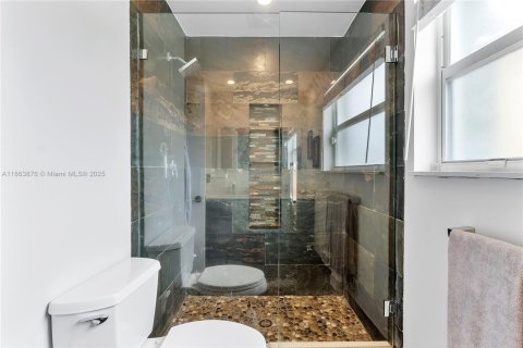 Adosado en venta en Pembroke Pines, Florida, 3 dormitorios, 140.75 m2 № 1891734 - foto 13