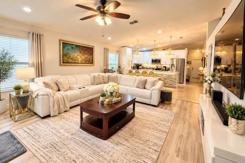House in Riverview, Florida 3 bedrooms, 193.42 sq.m. № 2394039 - photo 6