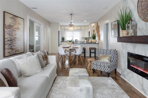 House in Saint Petersburg, Florida 4 bedrooms, 160.54 sq.m. № 1724743 - photo 7