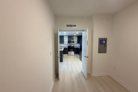Appartement à louer à Orlando, Floride: 2 chambres, 95.04 m2 № 2142204 - photo 6