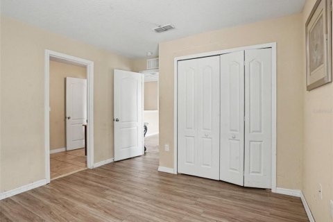 House in Davenport, Florida 6 bedrooms, 286.51 sq.m. № 2428990 - photo 24