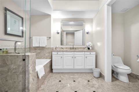 Снять в аренду кондоминиум в Майами, Флорида 2 спальни, 162.3м2, № 1897225 - фото 6