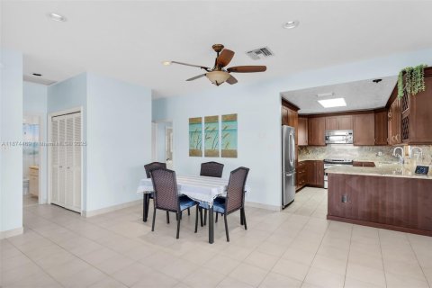 Villa ou maison à vendre à Marathon, Floride: 2 chambres, 120.31 m2 № 1929748 - photo 19