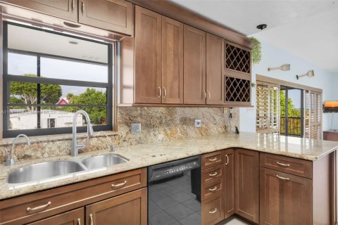 Villa ou maison à vendre à Marathon, Floride: 2 chambres, 120.31 m2 № 1929748 - photo 23
