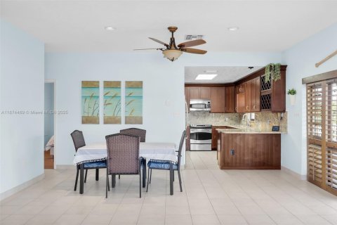 Villa ou maison à vendre à Marathon, Floride: 2 chambres, 120.31 m2 № 1929748 - photo 18
