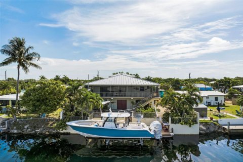 Villa ou maison à vendre à Marathon, Floride: 2 chambres, 120.31 m2 № 1929748 - photo 1