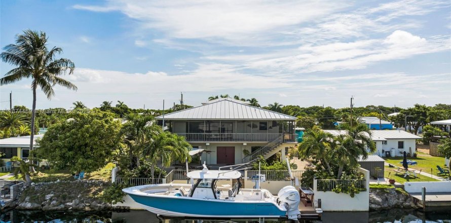 Villa ou maison à Marathon, Floride 2 chambres, 120.31 m2 № 1929748