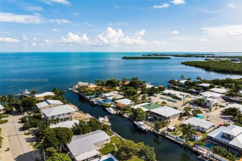 Villa ou maison à vendre à Marathon, Floride: 2 chambres, 120.31 m2 № 1929748 - photo 6