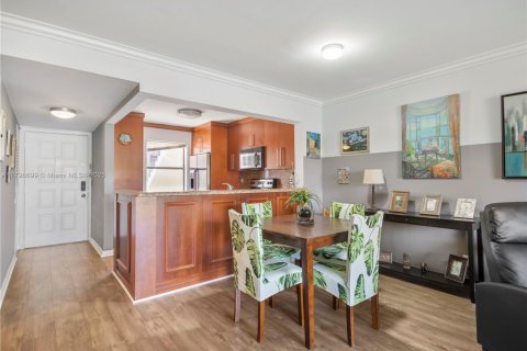 Copropriété à vendre à Boca Raton, Floride: 2 chambres, 89 m2 № 2265166 - photo 6
