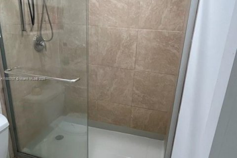 Casa en venta en Homestead, Florida, 4 dormitorios, 113.15 m2 № 2017337 - foto 8