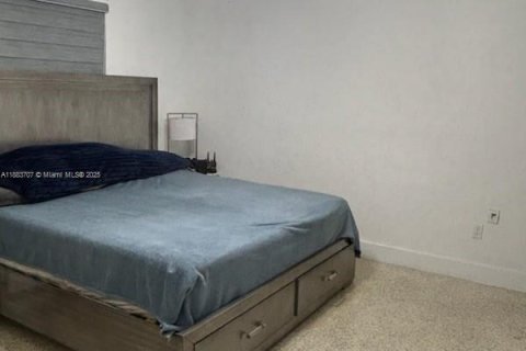 Casa en venta en Homestead, Florida, 4 dormitorios, 113.15 m2 № 2017337 - foto 6