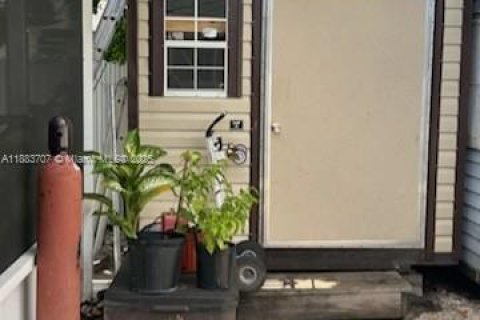 Casa en venta en Homestead, Florida, 4 dormitorios, 113.15 m2 № 2017337 - foto 28