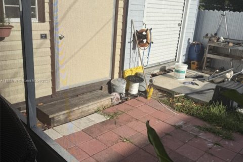 Casa en venta en Homestead, Florida, 4 dormitorios, 113.15 m2 № 2017337 - foto 21