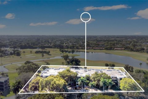 Condo in Weston, Florida, 2 bedrooms  № 2046282 - photo 27