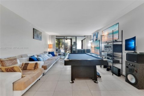 Condo in Weston, Florida, 2 bedrooms  № 2046282 - photo 6