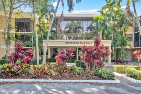 Condo in Weston, Florida, 2 bedrooms  № 2046282