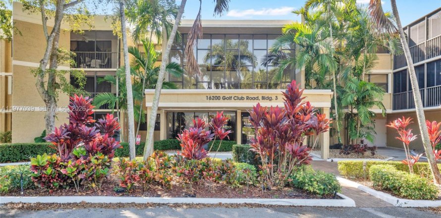 Condo in Weston, Florida, 2 bedrooms  № 2046282