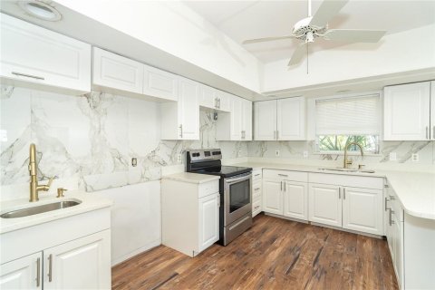 Casa en venta en Placida, Florida, 4 dormitorios, 172.05 m2 № 1521548 - foto 30