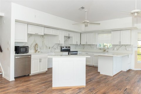 Casa en venta en Placida, Florida, 4 dormitorios, 172.05 m2 № 1521548 - foto 25