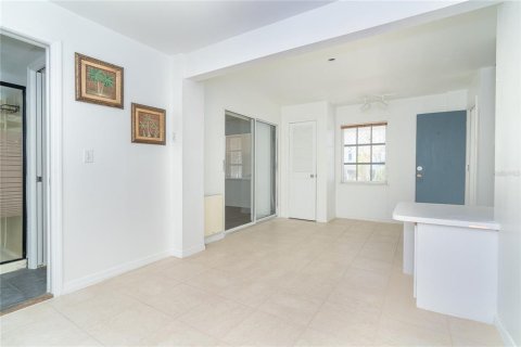 Casa en venta en Placida, Florida, 4 dormitorios, 172.05 m2 № 1521548 - foto 12