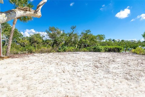 Casa en venta en Placida, Florida, 4 dormitorios, 172.05 m2 № 1521548 - foto 7