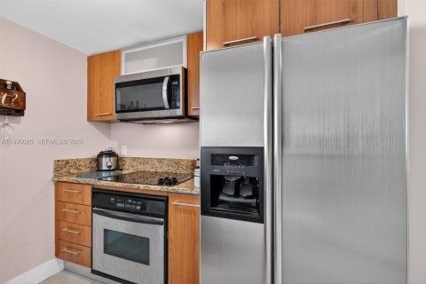 Купить кондоминиум в Майами, Флорида 1 спальня, 61.04м2, № 2058001 - фото 5