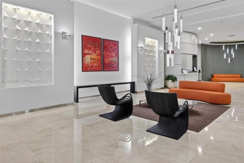 Купить кондоминиум в Майами, Флорида 1 спальня, 61.04м2, № 2058001 - фото 13