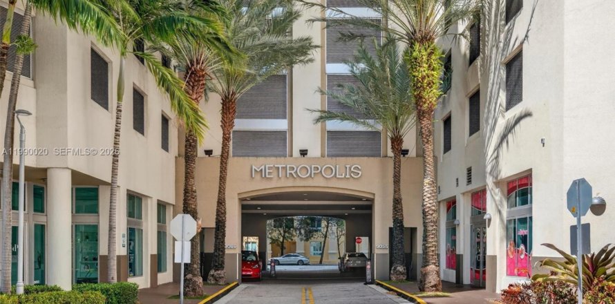 Кондоминиум с 1 спальней в Майами, Флорида № 2058001