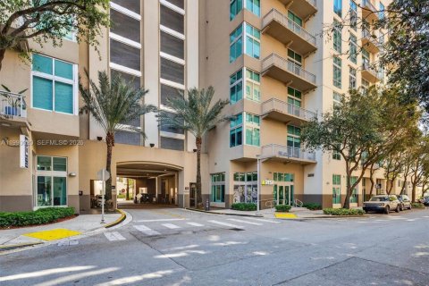 Купить кондоминиум в Майами, Флорида 1 спальня, 61.04м2, № 2058001 - фото 9