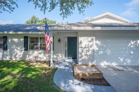 House in Lakeland, Florida 3 bedrooms, 148.09 sq.m. № 1800186 - photo 3