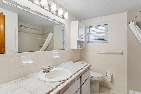 Купить виллу или дом в Холидэй, Флорида 10 комнат, 155.15м2, № 2151048 - фото 30