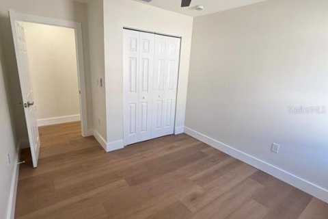 Appartement à louer à Saint Petersburg, Floride: 2 chambres, 82.22 m2 № 2437233 - photo 5