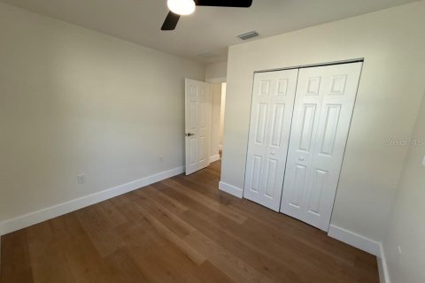 Appartement à louer à Saint Petersburg, Floride: 2 chambres, 82.22 m2 № 2437233 - photo 9