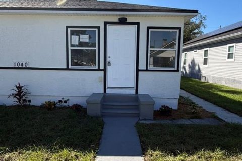 Appartement à Saint Petersburg, Floride 2 chambres, 82.22 m2 № 2437233