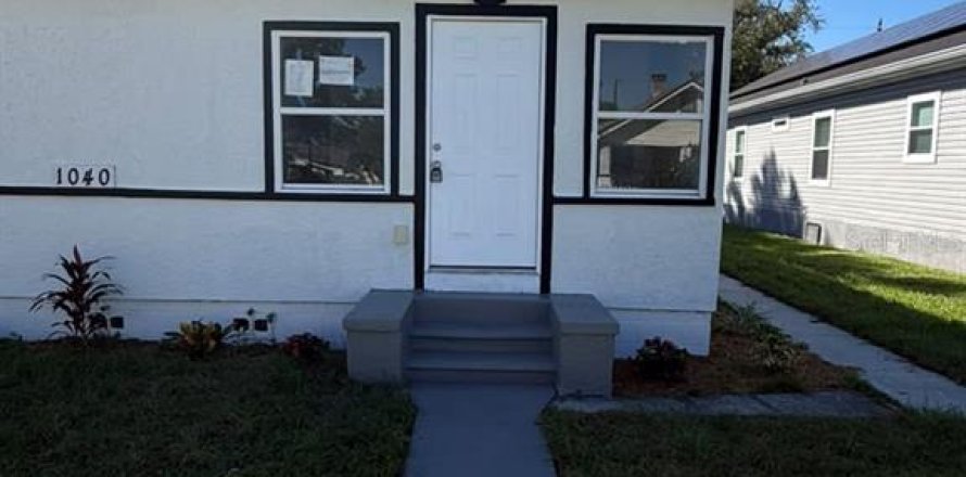 Appartement à Saint Petersburg, Floride 2 chambres, 82.22 m2 № 2437233