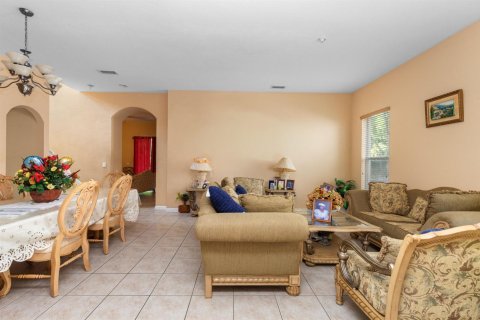 Villa ou maison à vendre à Boynton Beach, Floride: 4 chambres, 261.06 m2 № 2081606 - photo 3