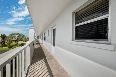 Condominio en venta en Bradenton, Florida, 2 dormitorios, 93.65 m2 № 1566091 - foto 4