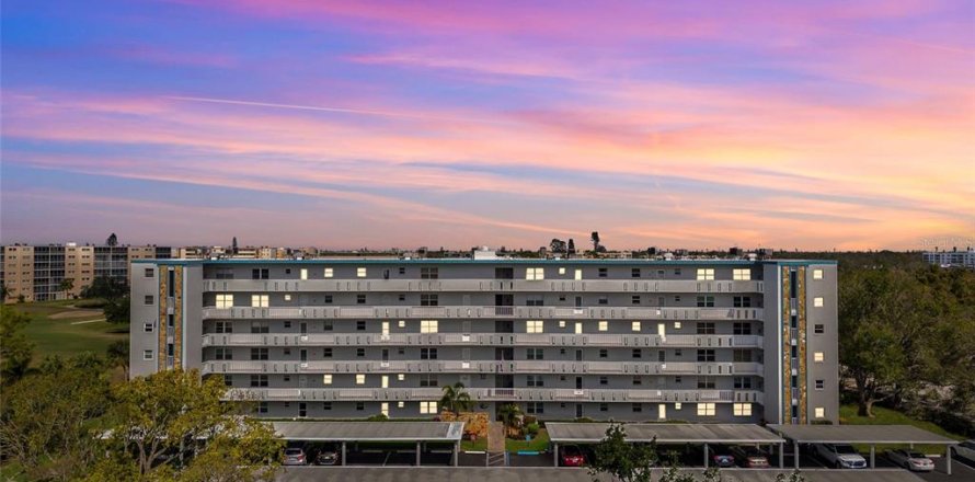 Condominio en Bradenton, Florida, 2 dormitorios № 1566091