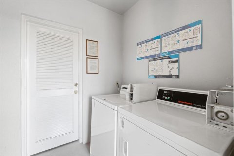 Condominio en venta en Bradenton, Florida, 2 dormitorios, 93.65 m2 № 1566091 - foto 28
