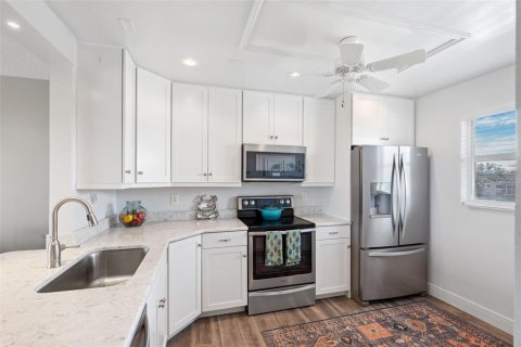 Condominio en venta en Bradenton, Florida, 2 dormitorios, 93.65 m2 № 1566091 - foto 11