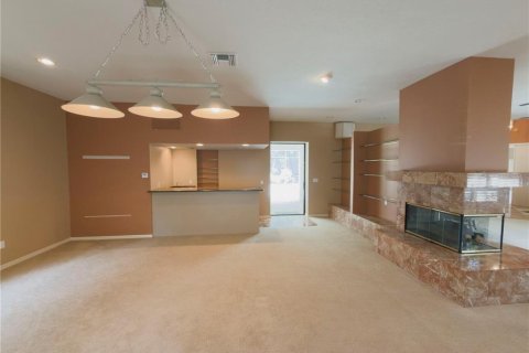 Villa ou maison à vendre à Tampa, Floride: 5 chambres, 445.75 m2 № 2304769 - photo 17