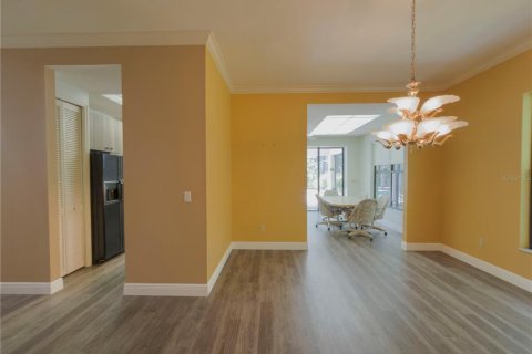 Villa ou maison à vendre à Tampa, Floride: 5 chambres, 445.75 m2 № 2304769 - photo 26