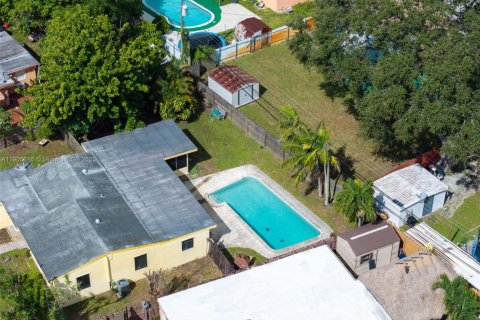 Купить виллу или дом в Мирамар, Флорида 4 спальни, 129.13м2, № 1957264 - фото 29